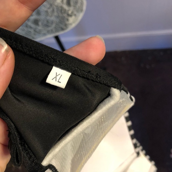 Vintage style Polka dot bikini set - Picture 3 of 5